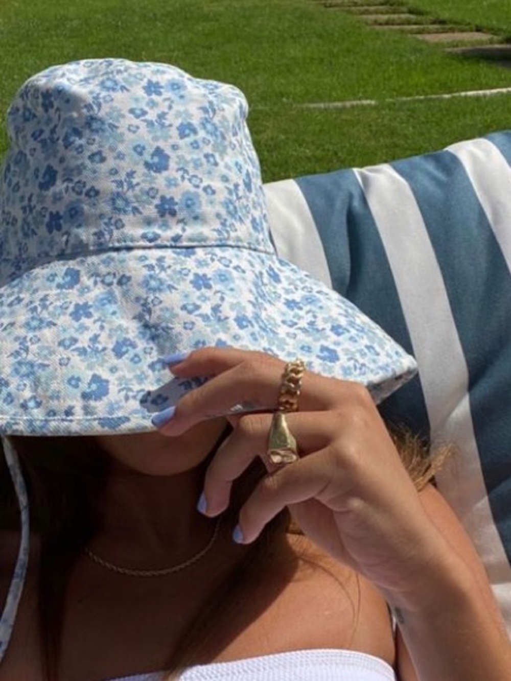 Lack Of Color Holiday Bucket Hat Blue Ivory Floral
